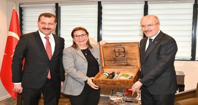 Ticaret Bakanı Ruhsar Pekcan, Kafaoğlu'nu ziyaret etti.