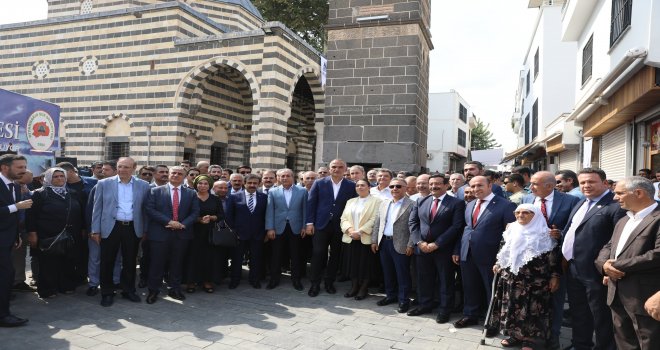 Kültür ve Turizm Bakanı Ersoy Diyarbakır'da