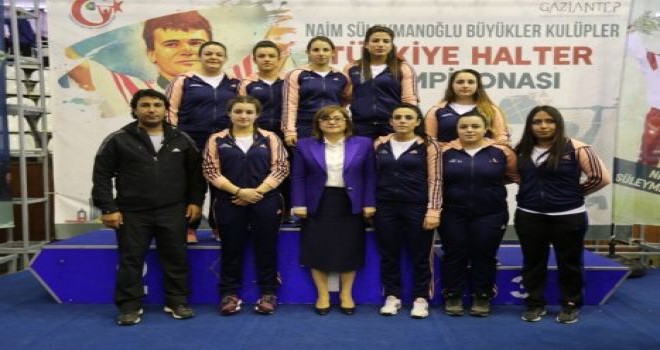Büyükşehir'in Halter takımı Türkiye ikincisi oldu.