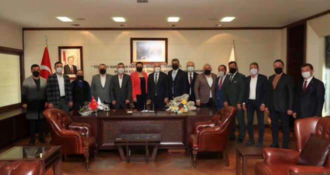 MHP'den Başkan Osman Zolan'a ziyaret