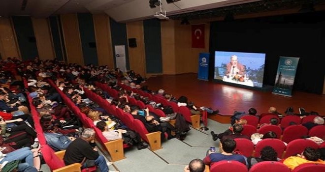 İlber Ortaylı 'Dünya Türkiye’yi kolay hazmedemez'