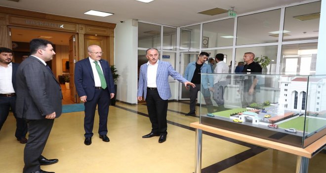Ak Parti Milletvekili Yavuz Subaşı Ve Balıkesir Büyükşehir Belediye Başkanı Zekai Kafaoğlu, Bağcılar Belediyesi’ni Ziyaret Etti