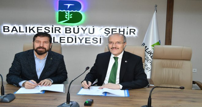 Balıkesir'de Millet Kütüphanesi ve Millet Kıraathanesi işbirliği protokolü imzalandı.