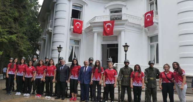 Atatürk'ün Trabzon'a ilk gelişinin 94'üncü yıldönümü kutlandı