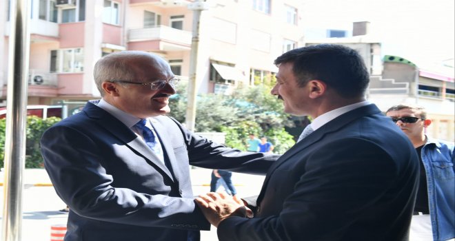 AK Parti Genel Başkan Yardımcısı, İzmir Milletvekili Hamza Dağ Balıkesir Büyükşehir Belediye Başkanı Zekai Kafaoğlu'nu ziyaret etti.