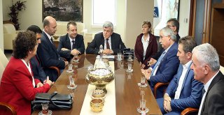 Başkan Karaosmanoğlu, ‘’Muhtarlarımız, elimiz, gözümüz ve kulağımızdır’’