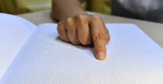 GÖRME ENGELLİLERİN GÖZÜ KULAĞI MERKEZ