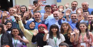 DR. ENDER SARAÇ GEMLİK'TE SAĞLIKLI YAŞAMIN SIRLARINI VERDİ