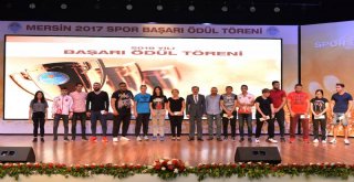 Büyükşehir'den Başarılı Sporculara 664 Bin 950 TL Ödül