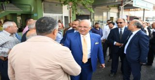 Büyükşehir Tarsus Hali'nde Esnafın Yaralarını Sardı