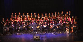 GELECEĞİN SANATÇILARINDAN MUHTEŞEM YIL SONU GÖSTERİLERİ
