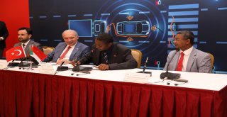 BAŞKAN UYSAL: AKILLI ŞEHİRCİLİKTE DÜNYAYA MODEL OLUYORUZ