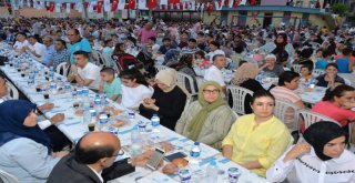 Kadir Gecesi'nde Oruçlar Tarsus'ta Açıldı