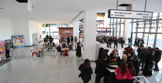 Arnavutköy’ün İlk Sinema Salonu Açıldı