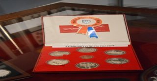 ATATÜRK VE CUMHURİYET PULLARI SERGİSİ MUDANYA’DA