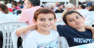 Mersinliler Bereketli İftar Sofralarında Buluştu