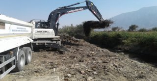 MASKİ'den 3 Buçuk Kilometrelik Dere Temizliği