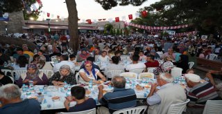 İftar Sofrasında Mut'lular