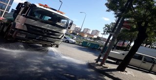 Ümraniye’de Temizlik Çalışmaları 7/24 Aralıksız Devam Ediyor