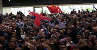 Başkan Türel işçileri sevindirdi