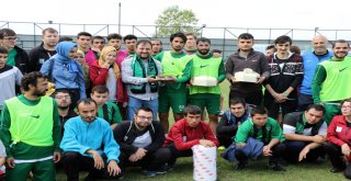 Özel öğrenciler Kocaelispor idmanında