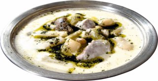 4 MEVSİM GAZİANTEP KİTABININ İNGİLİZCESİ ÇIKTI