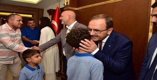 Başkan Şahin : Bayramlaşmanın Mutluluğunu Yaşadık