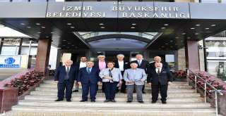 İzmir için el ele