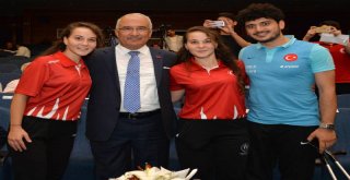Büyükşehir'den Başarılı Sporculara 664 Bin 950 TL Ödül