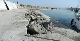 ARNAVUTKÖY BALIKÇI BARINAĞI'NDA ÇALIŞMALAR SÜRÜYOR