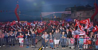 BULUTSUZLUK ÖZLEMİ BARIŞ İÇİN SAHNE ALDI