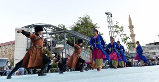 KABARDİNKA’DAN MUHTEŞEM GÖSTERİ