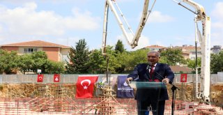 BAŞKAN UYSAL: 'SOĞANLIK CAMİİ HER YÖNÜYLE ÖRNEK OLACAK'