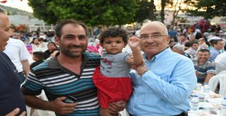Büyükşehir Belediyesi Ramazan Sofrası'nı Silifke'de Kurdu