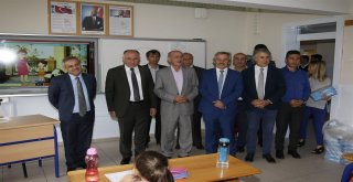 BİRİNCİ SINIFLARIN EĞİTİM SETİ BAŞKAN ÇAĞLAYAN’DAN