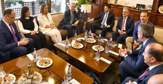 Bakan Kurum'dan Başkan Kocaoğlu'na: 