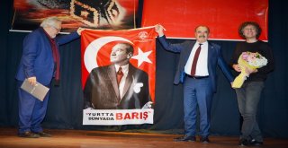 RUTKAY AZİZ’DEN BARIŞ, ÖZGÜRLÜK VE ADALETE ŞİİRLER
