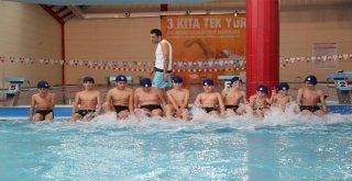 Sarıkeçili Yörük Çocuklar Mersin?de