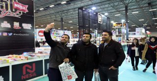 VAN'DA BÖLGENİN EN BÜYÜK KİTAP FUARI AÇILDI