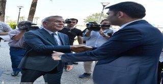 Bakan Kurum'dan Başkan Kocaoğlu'na: 