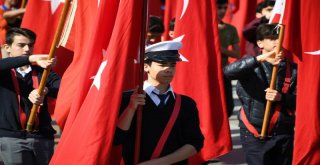 Atatürk'ün Mersin'e Gelişinin 95. Yıl Dönümü Coşkuyla Kutlandı