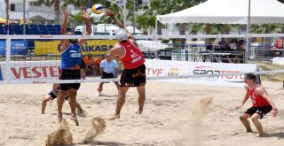 Plaj Voleybolu Tüm Heyecanı İle Kız Kalesinde Başladı