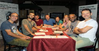 ŞEHİR TİYATROLARINDA YENİ SEZON 'MASKELİLER' İLE BAŞLAYACAK