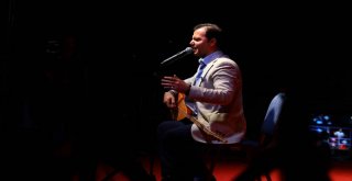 Orhan Hakalmaz'dan Türkü Ziyafeti