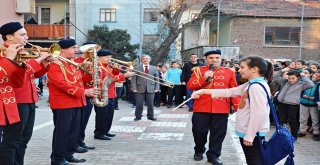 MUDANYA BANDOSU ÖĞRENCİLERLE BULUŞUYOR