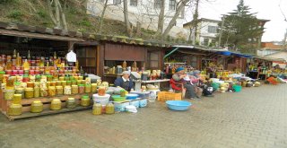 TİRİLYELİ KADINLARDAN EL EMEĞİ TURŞU ÇEŞİTLERİ
