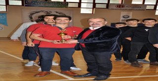 MÜTAREKE YILDIZLARI ÖDÜLLERİNE KAVUŞTU