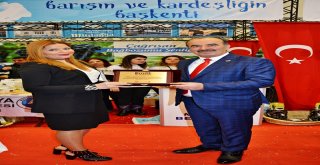EMITT TURİZM FUARI’NDA BARIŞ RÜZGARLARI ESTİ