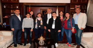 Miniklerin 23 Nisan ve makam coşkusu