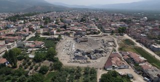 Tarihi 'kazı-kazan'da 25 asırlık büyük ikramiye